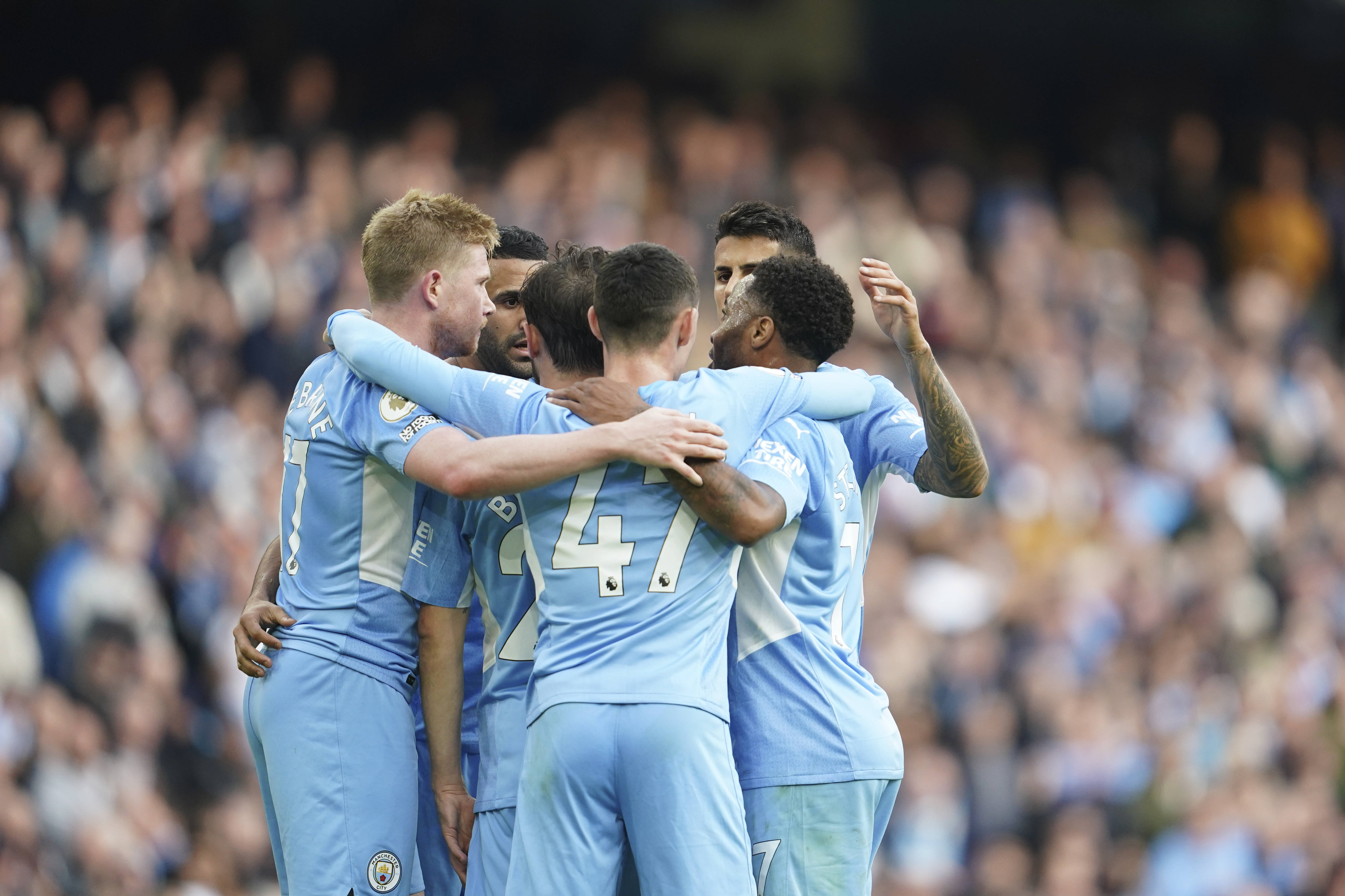 包含集结日突围战来临，尤文图斯围绕英超战术微调，气氛紧张，球探报告显示潜力的词条