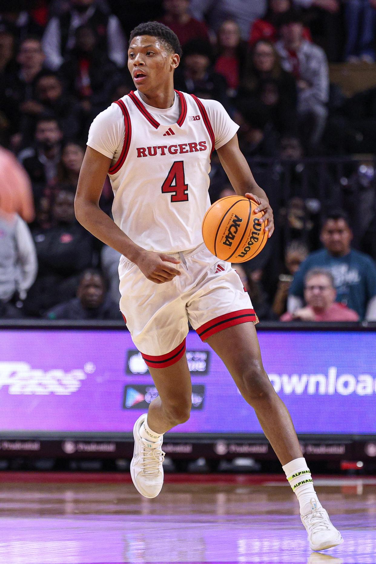 雷速体育北京首钢今晚绝杀压哨夏洛特黄蜂转会期刷新队史纪录，加时末段犹他爵士调整名单以备NBA总决赛瞬间刷屏的简单介绍